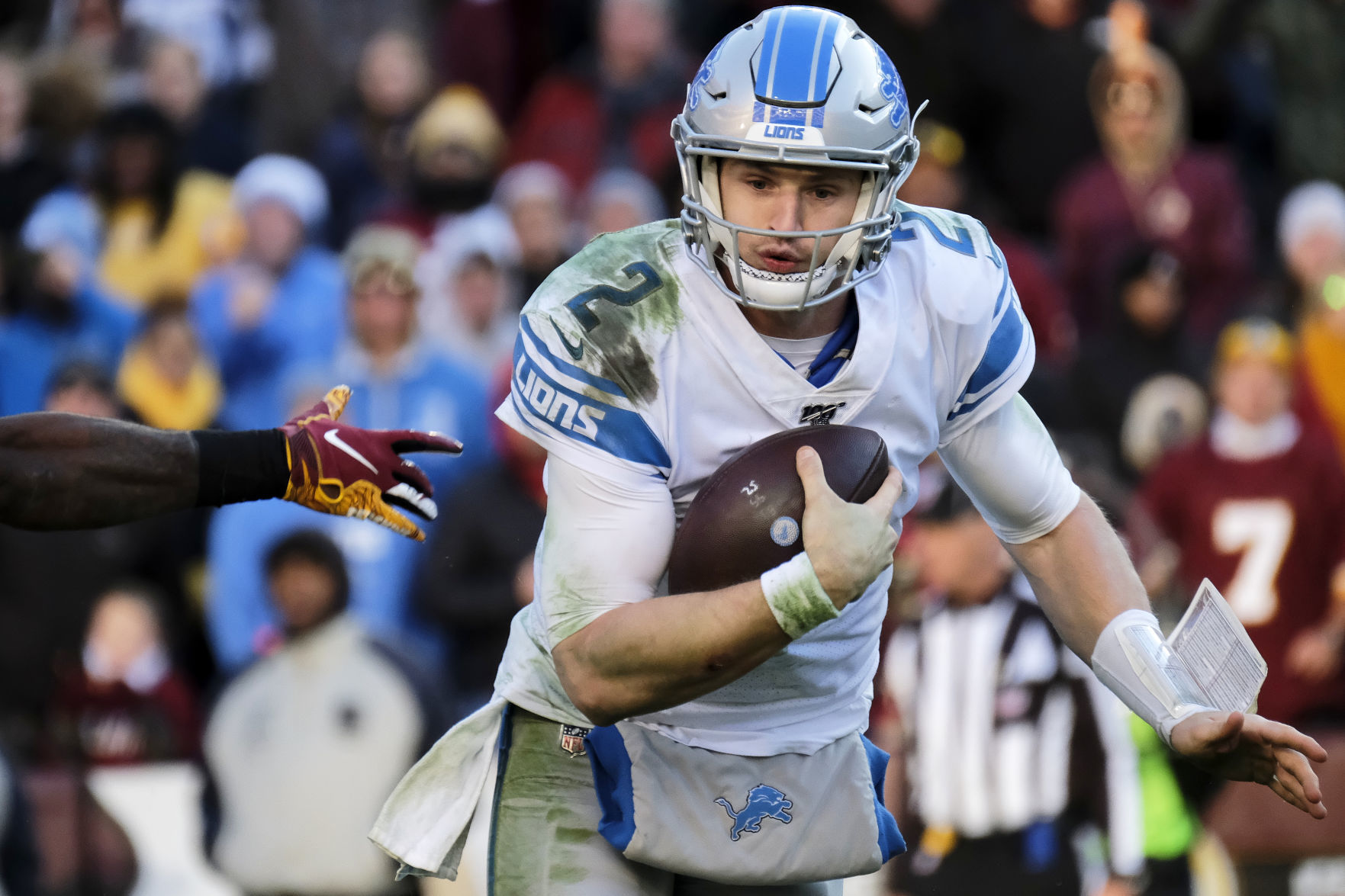 Free agent: Jeff Driskel to Denver Broncos (from Detroit)